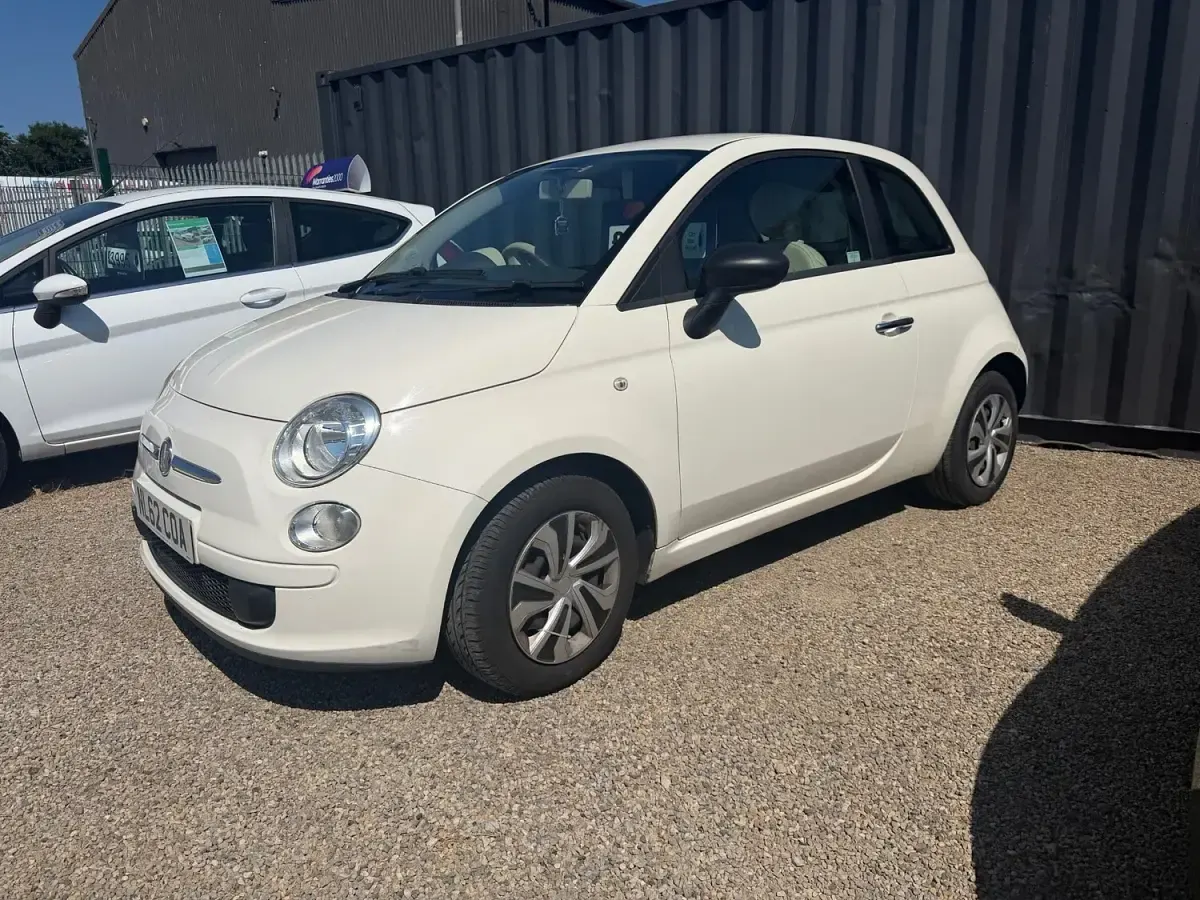 Used Fiat 500 Pop 69 HP (50 kW) 2012 White Hatchback