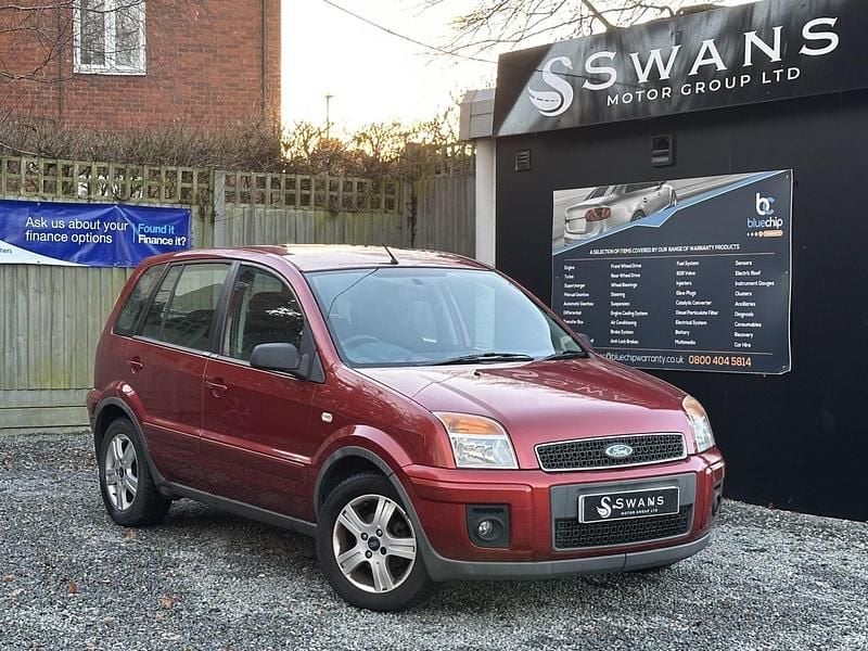 Red Used 2009 Ford Fusion Zetec Hatchback | £2,295 (Fair price) - Image 1/3