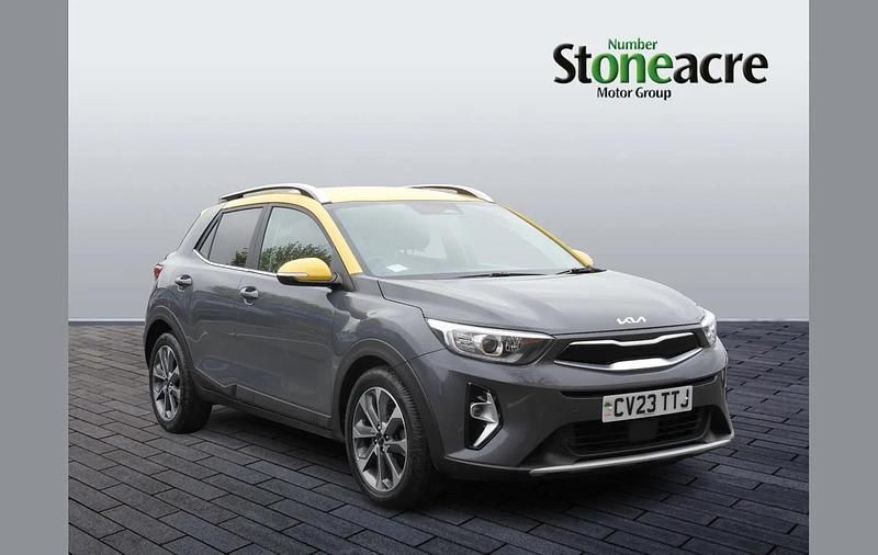 Used Kia Stonic 100 HP (73 kW) 2023 Grey SUV