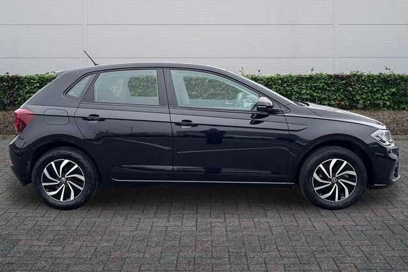 Begagnad VW Polo 80 HK (58 kW) 2024 Halvkombi