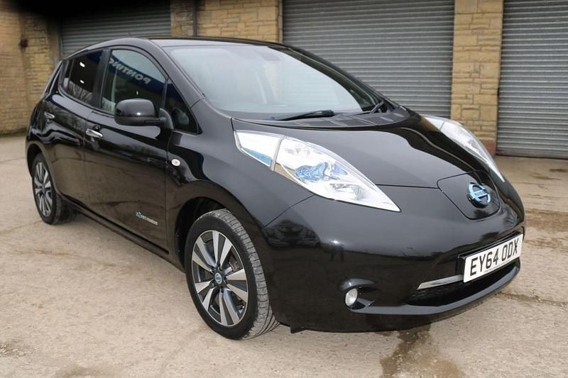 Used Nissan Leaf Tekna 80 kW (109 HP) 2014 Black Hatchback