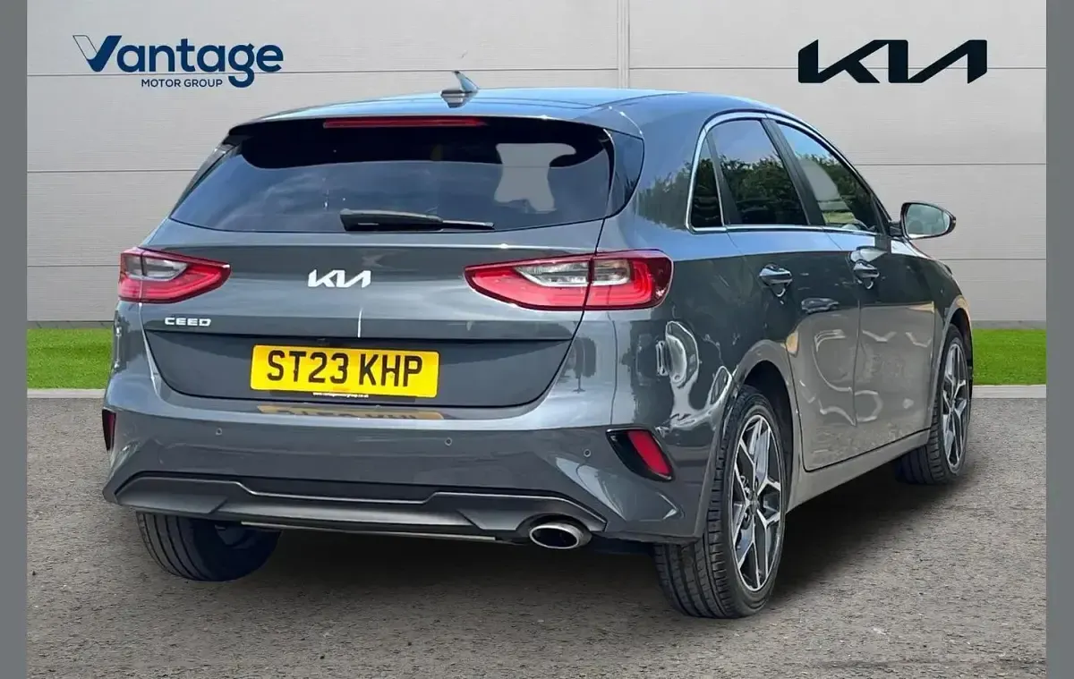 Used Kia Ceed 158 HP (116 kW) 2023 Grey Hatchback