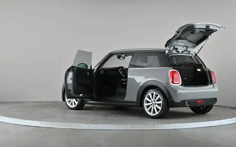 Used Mini Cooper Classic 136 HP (100 kW) 2020 Grey Hatchback