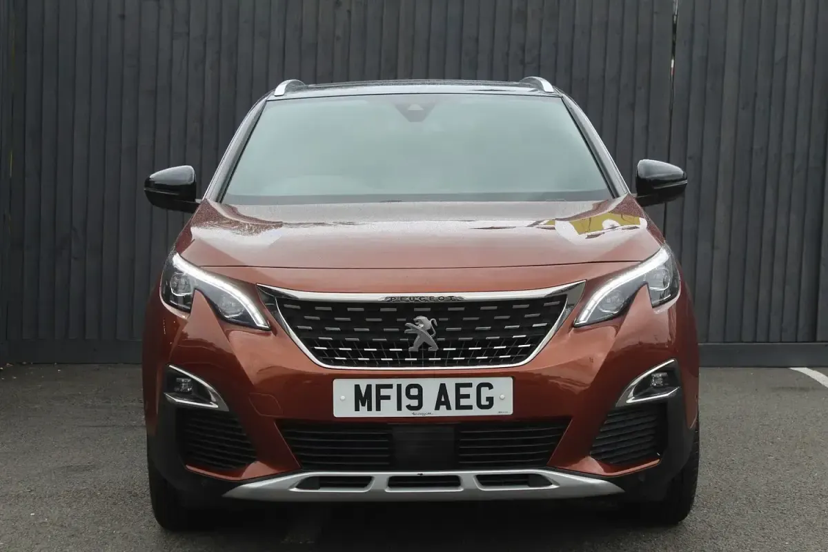 Used Peugeot 3008 Premium 130 HP (95 kW) 2019 Bronze SUV
