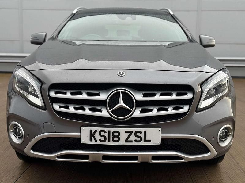 Used Mercedes GLA200 Premium Plus 136 HP (100 kW) 2018 Grey SUV