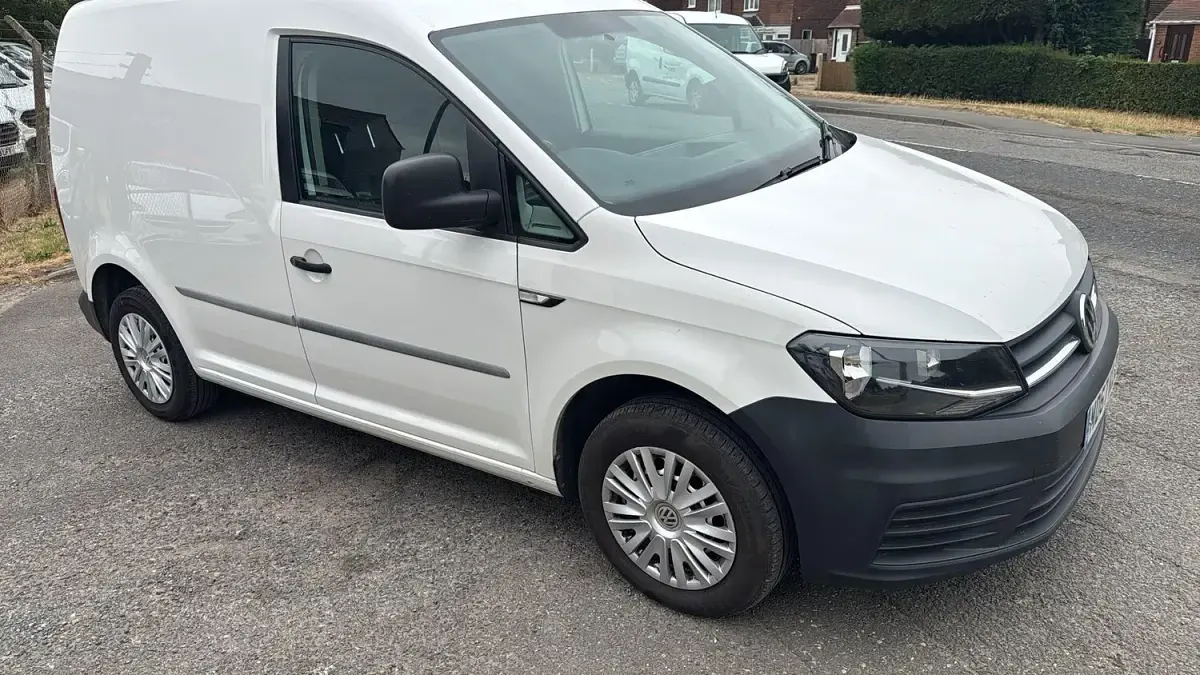 Used VW Caddy Startline 102 HP (75 kW) 2018 White MPV