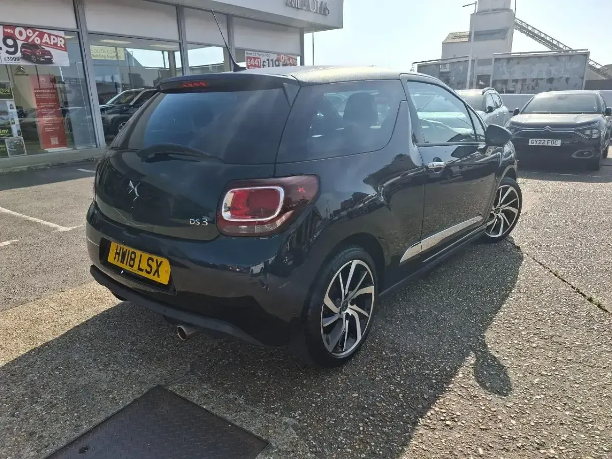 Used DS Automobiles DS3 Crossback 108 HP (79 kW) 2018 Black SUV