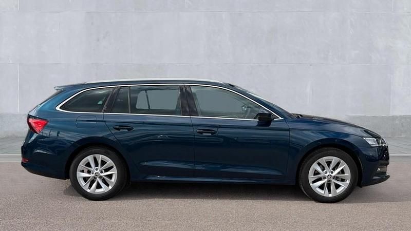 Used Skoda Octavia SE L 150 HP (110 kW) 2023 Petrol blue