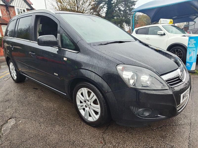 Black Used 2013 Vauxhall Zafira Design Edition MPV | £2,495 (Good price) - Image 1/4