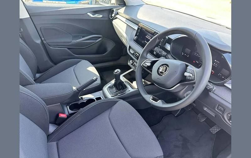 Used Skoda Fabia SE 94 HP (69 kW) 2025 Moon white metallic Hatchback