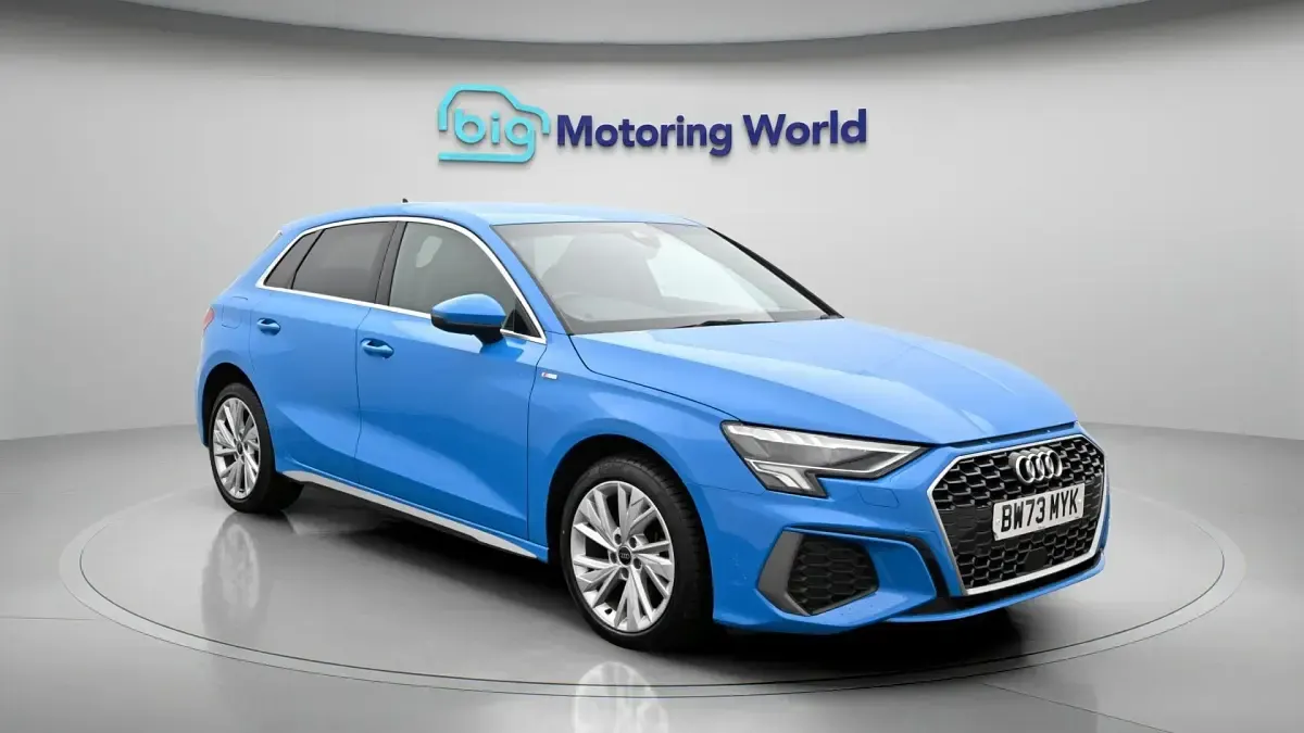 Begagnad Audi A3 Sportback e-tron S-Line 204 HK (150 kW) 2024 Halvkombi