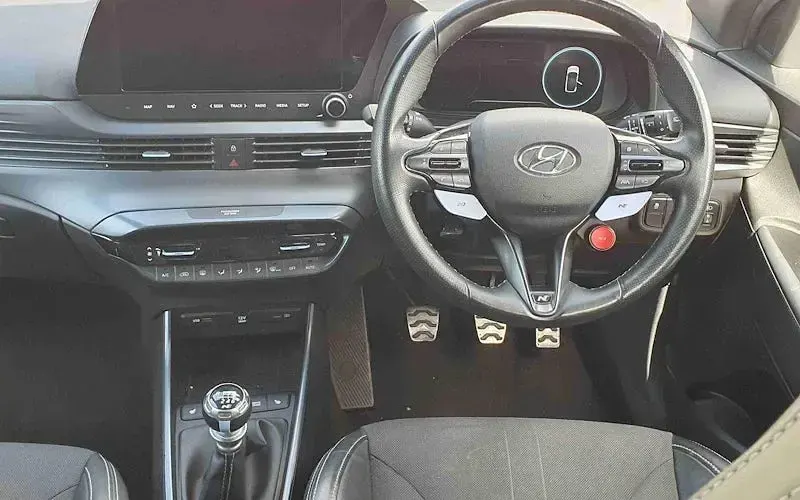 Used Hyundai i20 204 HP (150 kW) 2021 White Hatchback
