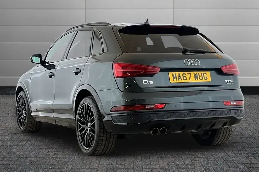 Used Audi Q3 Black Edition 180 HP (132 kW) 2017 Green SUV