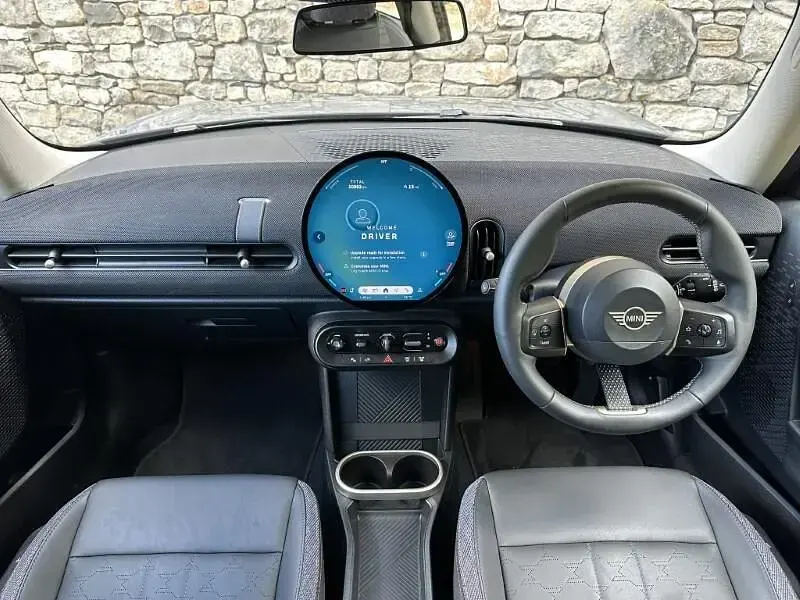 Used Mini Cooper Hatch 113 kW (154 HP) 2025 Silver Hatchback