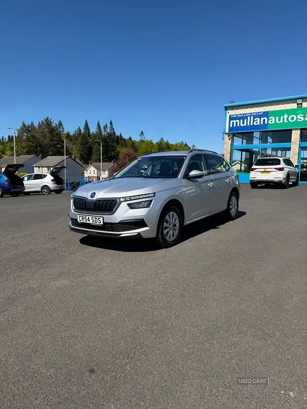 Usado Skoda Kamiq 95 HP (69 kW) 2021 Prateado SUV
