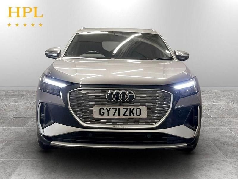 Usado Audi Q4 e-tron S-Line 219 kW (299 HP) 2022 Cinzento SUV