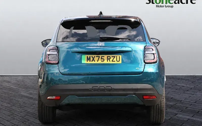 Used Fiat 600E La Prima 114 kW (156 HP) 2026 Hatchback