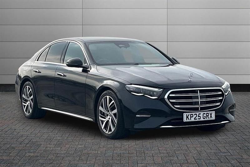 Used Mercedes E200 Premium 204 HP (150 kW) 2025 Obsidian black Sedan