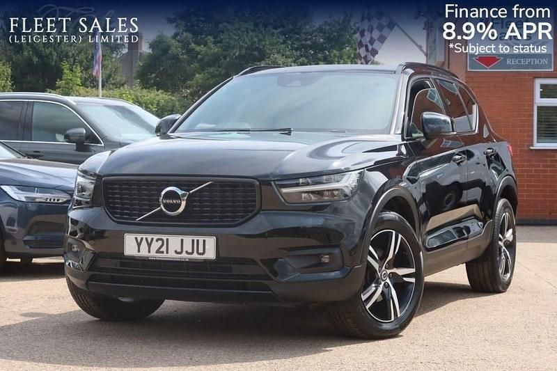 Black Used 2021 Volvo XC40 R-Design SUV | £22,495 (Fair price) - Image 1/3