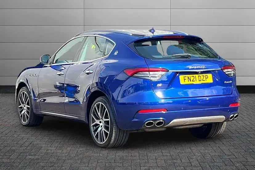 Used Maserati Levante GranLusso 350 HP (257 kW) 2021 Blu nobile SUV