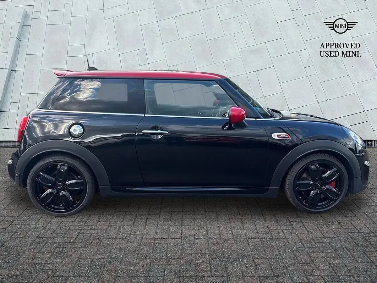 Used Mini John Cooper Works Hatch 231 HP (169 kW) 2020 Black Hatchback
