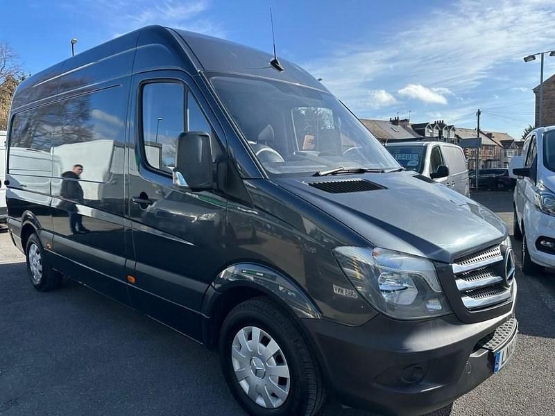 Used Mercedes Sprinter 140 HP (102 kW) 2018 Grey Van