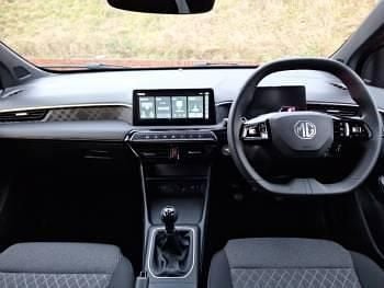 New MG MG3 SE 115 HP (84 kW) 2025 Silver Hatchback