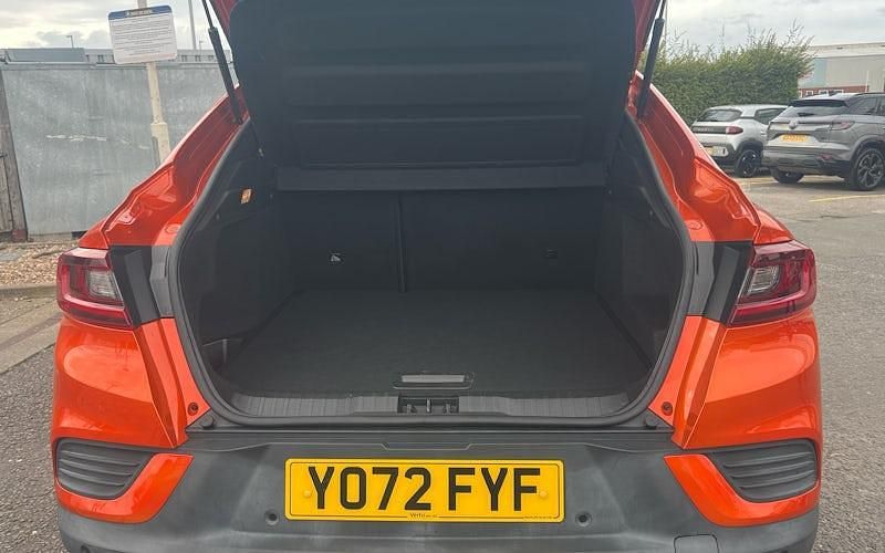 Begagnad Renault Arkana R.S. 140 HK (102 kW) 2023 Orange SUV