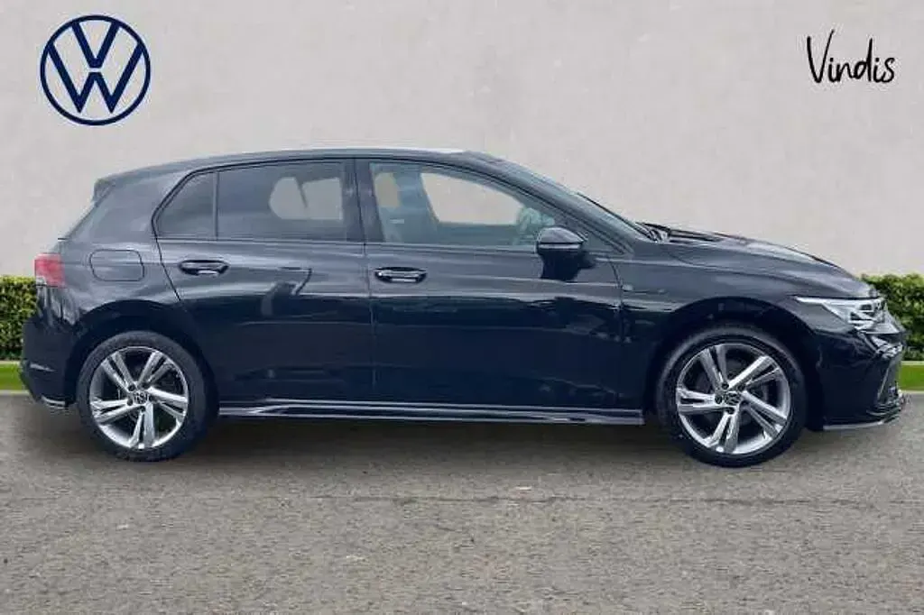 Used VW Golf VIII 130 HP (95 kW) 2020