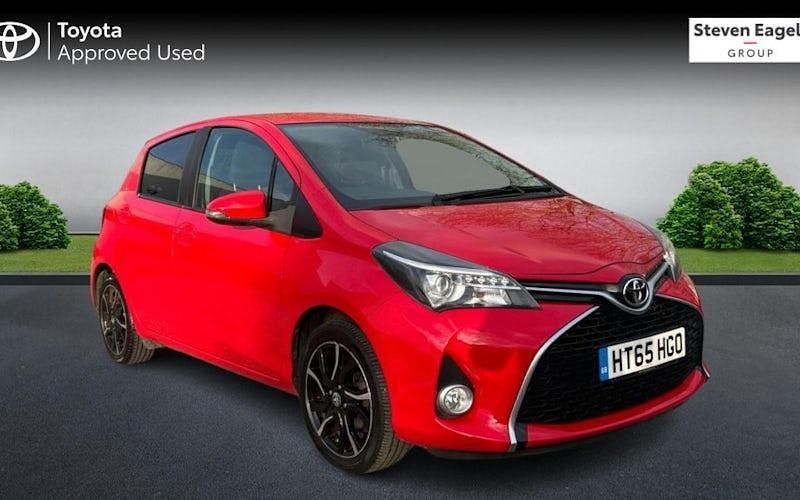 Used Toyota Yaris Design 99 HP (72 kW) 2016 Hatchback