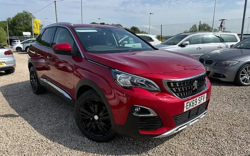 Used Peugeot 3008 Allure 131 HP (96 kW) 2019 Red SUV