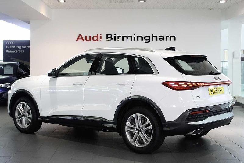 Used Audi Q5 Sport 268 HP (197 kW) 2025 Arkona white SUV
