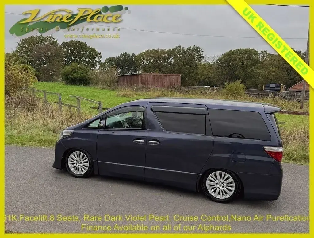 Second-hand Toyota Alphard 2012 Albastru Monovolum