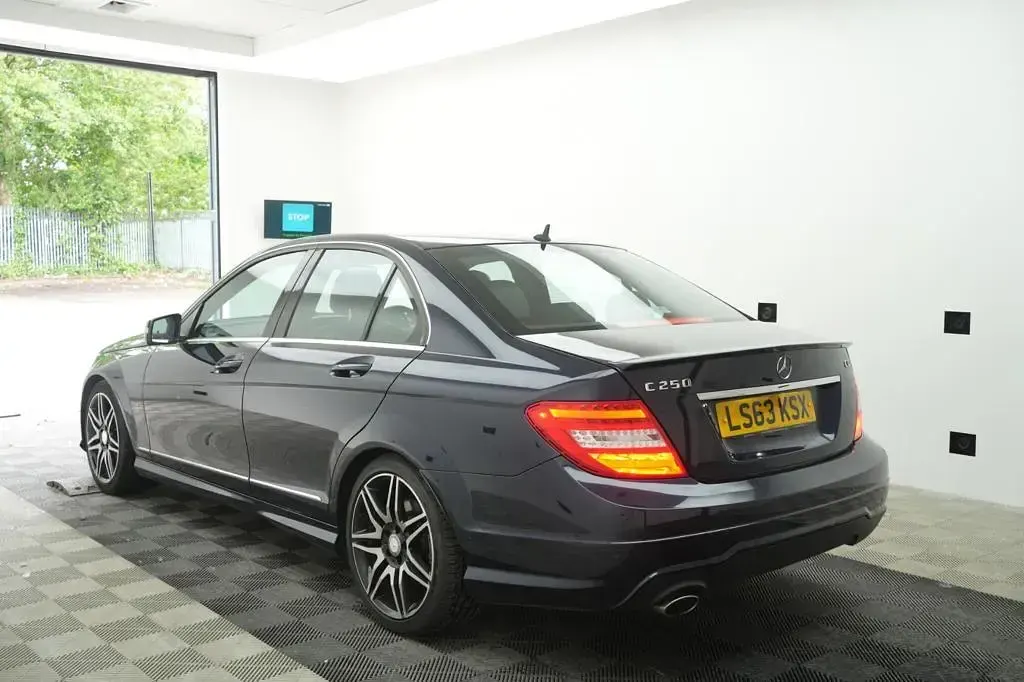 Used Mercedes C250 AMG 2013 Blue Sedan