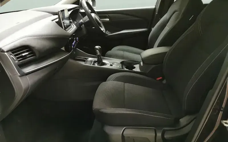 Used Nissan Qashqai Acenta Premium 140 HP (102 kW) 2022 Black SUV