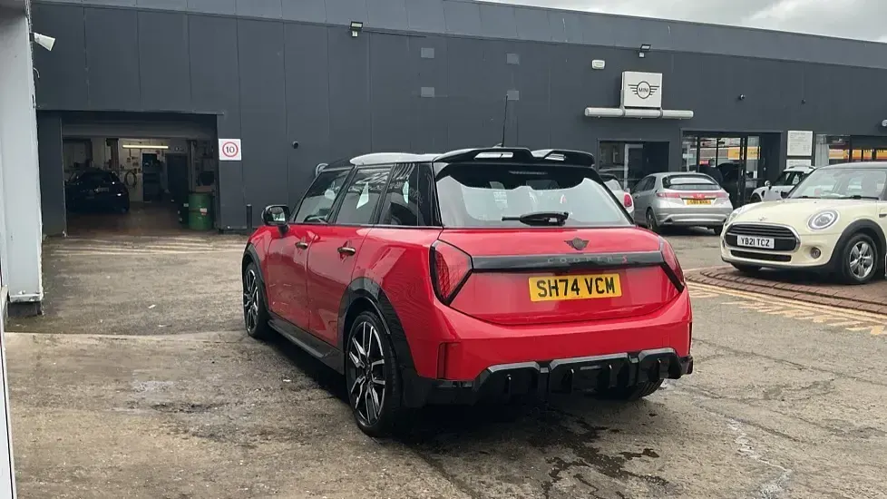 Used Mini Cooper S Hatch 201 HP (147 kW) 2024 Red Hatchback