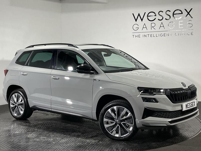 Used 2023 Skoda Karoq SportLine SUV | £25,870 (Fair price) - Image 1/1