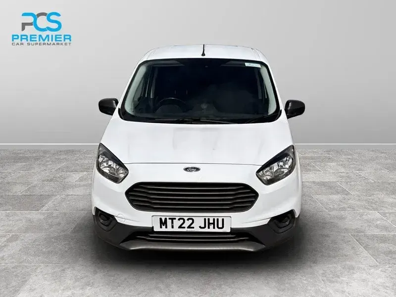 Used Ford Transit Courier 100 HP (73 kW) 2022 Frozen white (solid paint) Van