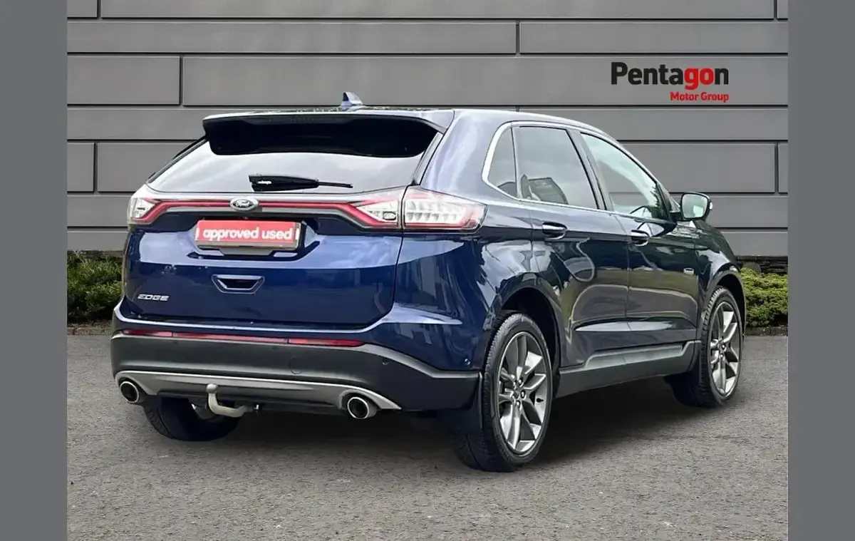 Used Ford Edge Titanium 177 HP (130 kW) 2016 Blue SUV