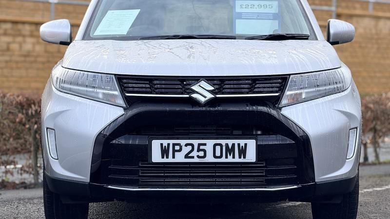 Second-hand Suzuki Vitara 2025 Argintiu Break