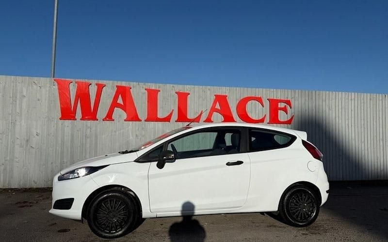Used 2016 Ford Fiesta Studio Hatchback | £4,995 (Super price) - Image 1/4
