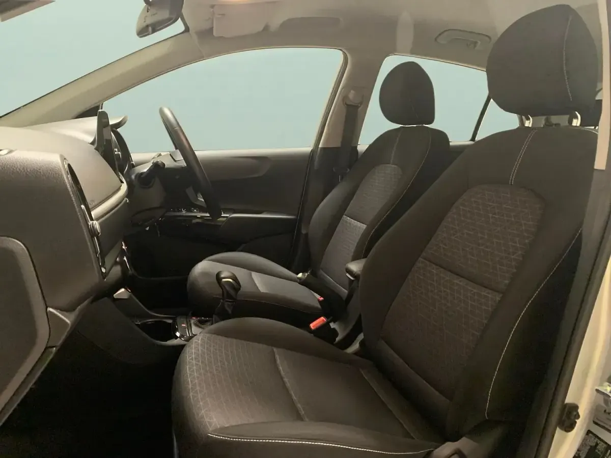 Used Kia Picanto 67 HP (49 kW) 2022 Silver Hatchback