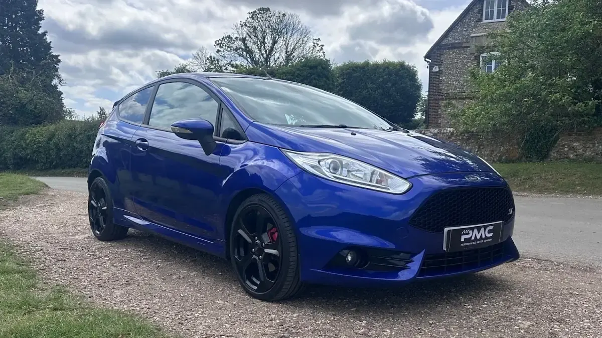 Used Ford Fiesta ST 2016 Blue Hatchback