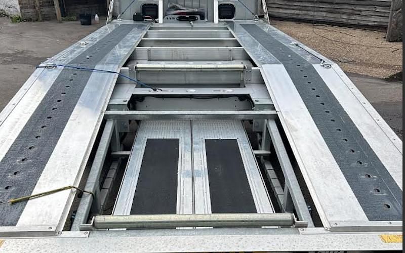 Used Nissan Interstar S 145 HP (106 kW) 2023 Silver Van