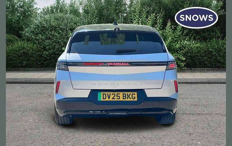 Second-hand Vauxhall Grandland 156 kW (213 CP) 2025 Gri SUV