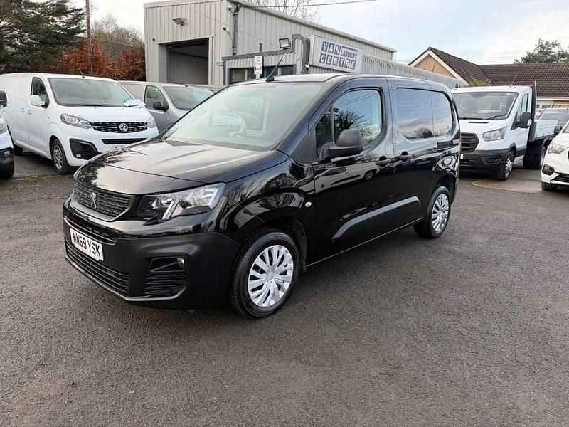 Black Used 2019 Peugeot Partner MPV | £10,695 (Fair price) - Image 1/4