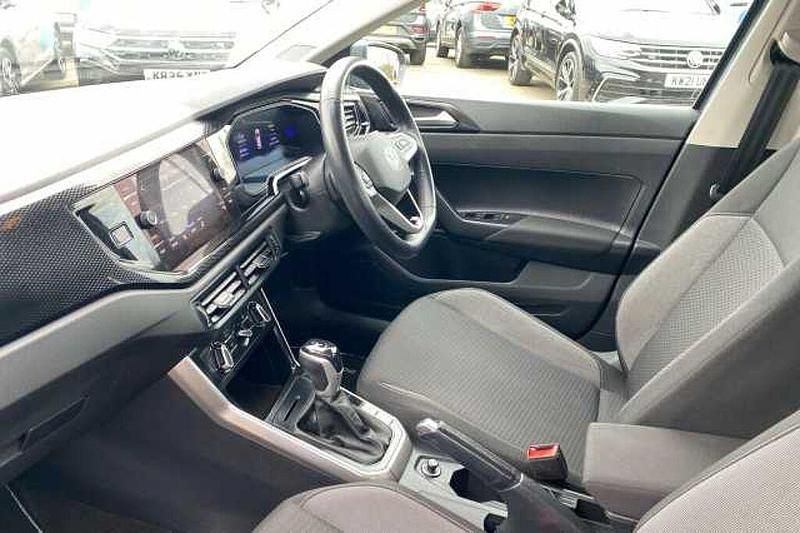 Begagnad VW Polo 95 HK (69 kW) 2023 Halvkombi