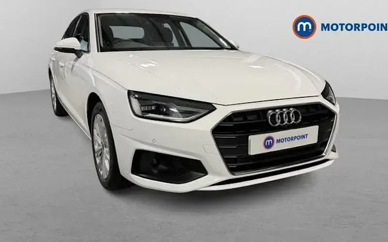 Begagnad Audi A4 150 HK (110 kW) 2022 Vit Sedan