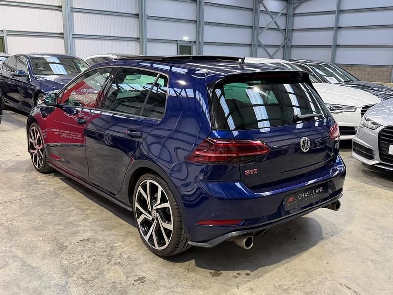 Begagnad VW Golf VII GTI 2020 Blå Halvkombi
