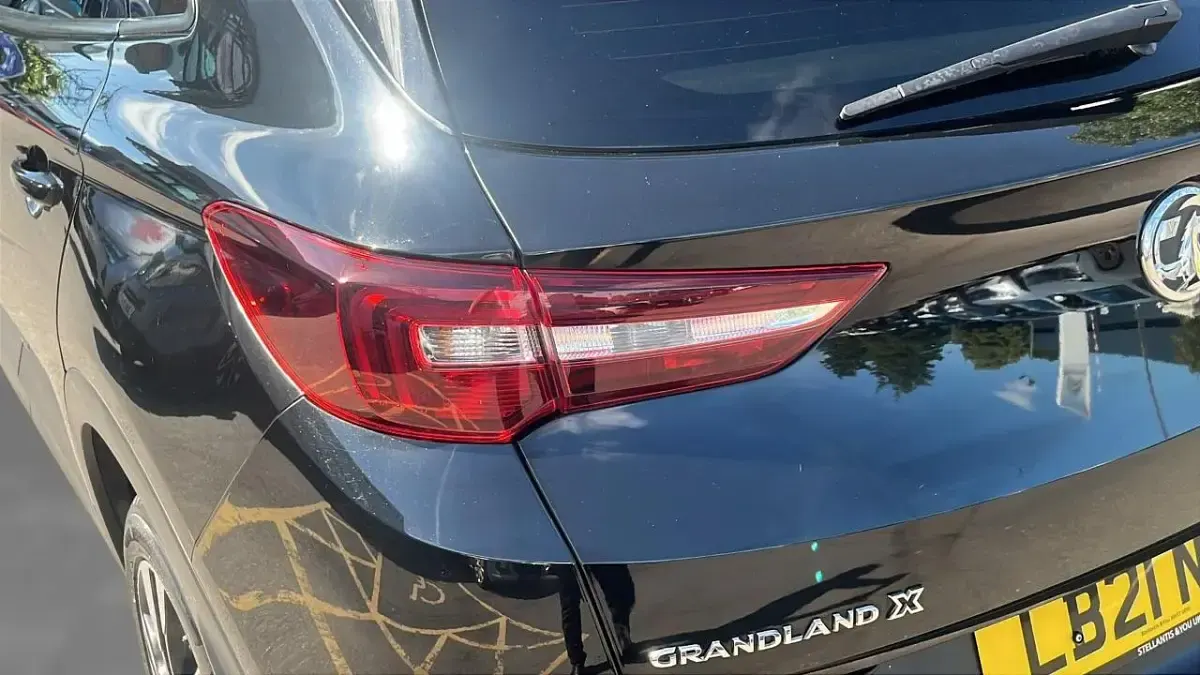 Used Vauxhall Grandland X Edition 128 HP (94 kW) 2021 Black SUV
